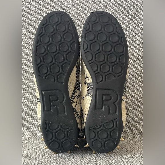 Reebok Melody Ehsani x Question  “Love” Mid Top Sneakers- NWOT- Women’s 8.5 USA - Picture 7 of 16